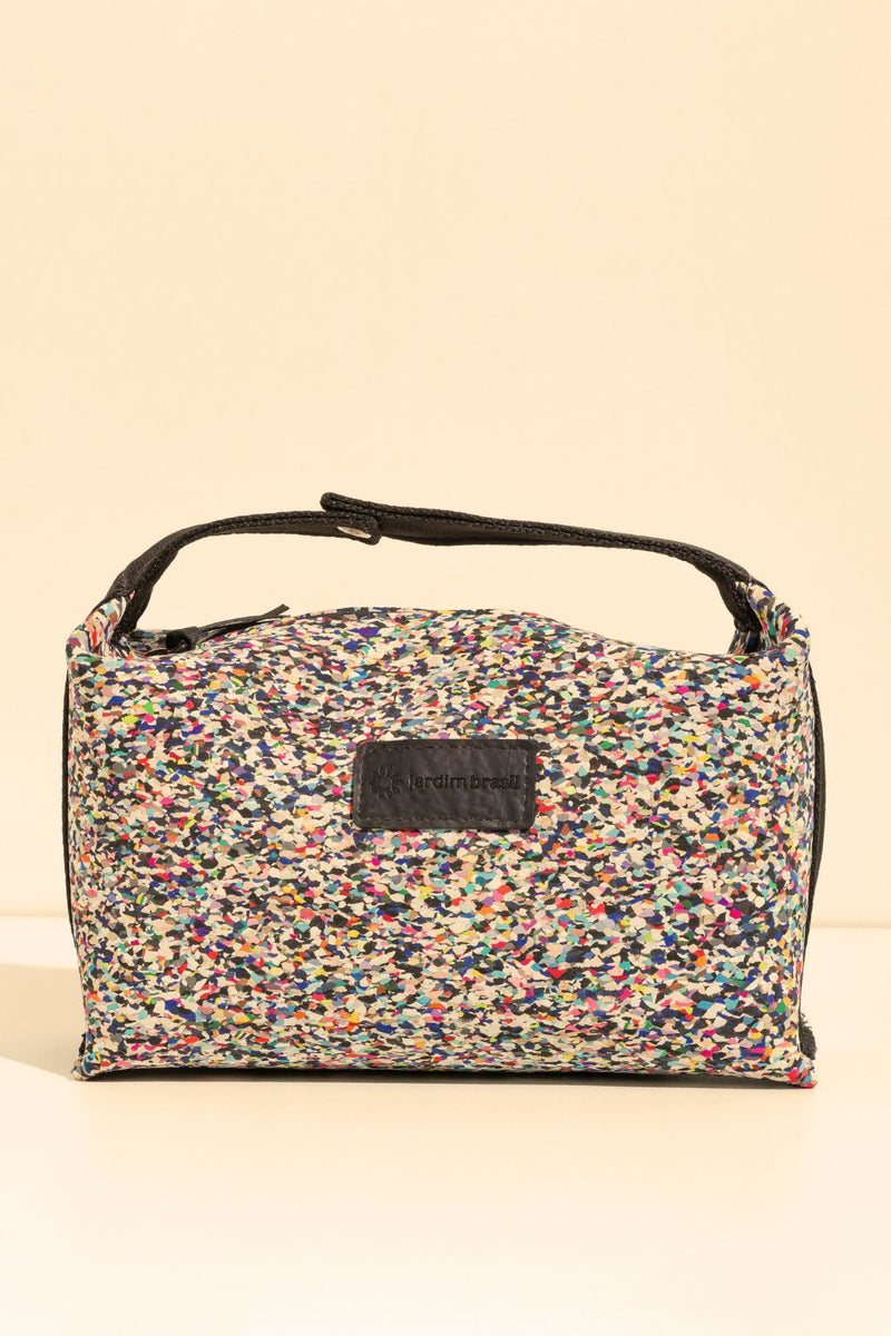 Bolsa neceser para una rutina de belleza práctica y sostenible | Jardim Brasil
